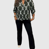 Noor – Grafikus mintás blúz