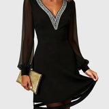 Karcsúsító Ruha V-nyakkal és Betétekkel