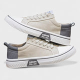 Lenka - Kényelmes egy ingyenes sportcipők